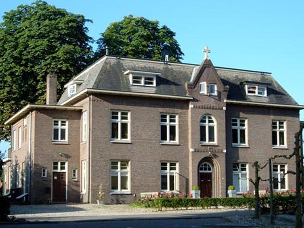 Gasthuis Pension Via Quidam Vaassen 外观 照片